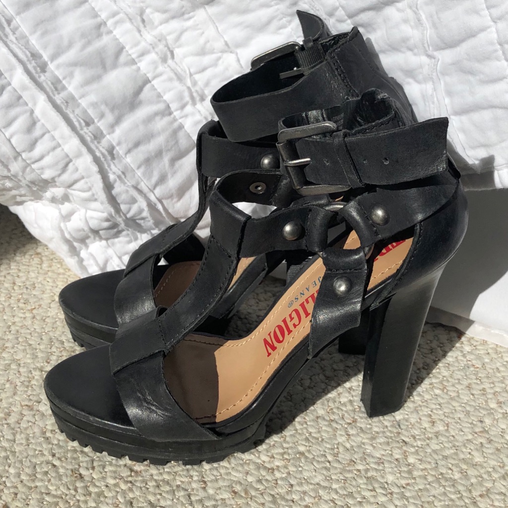 True Religion “Hanna” Black Platform Sandals